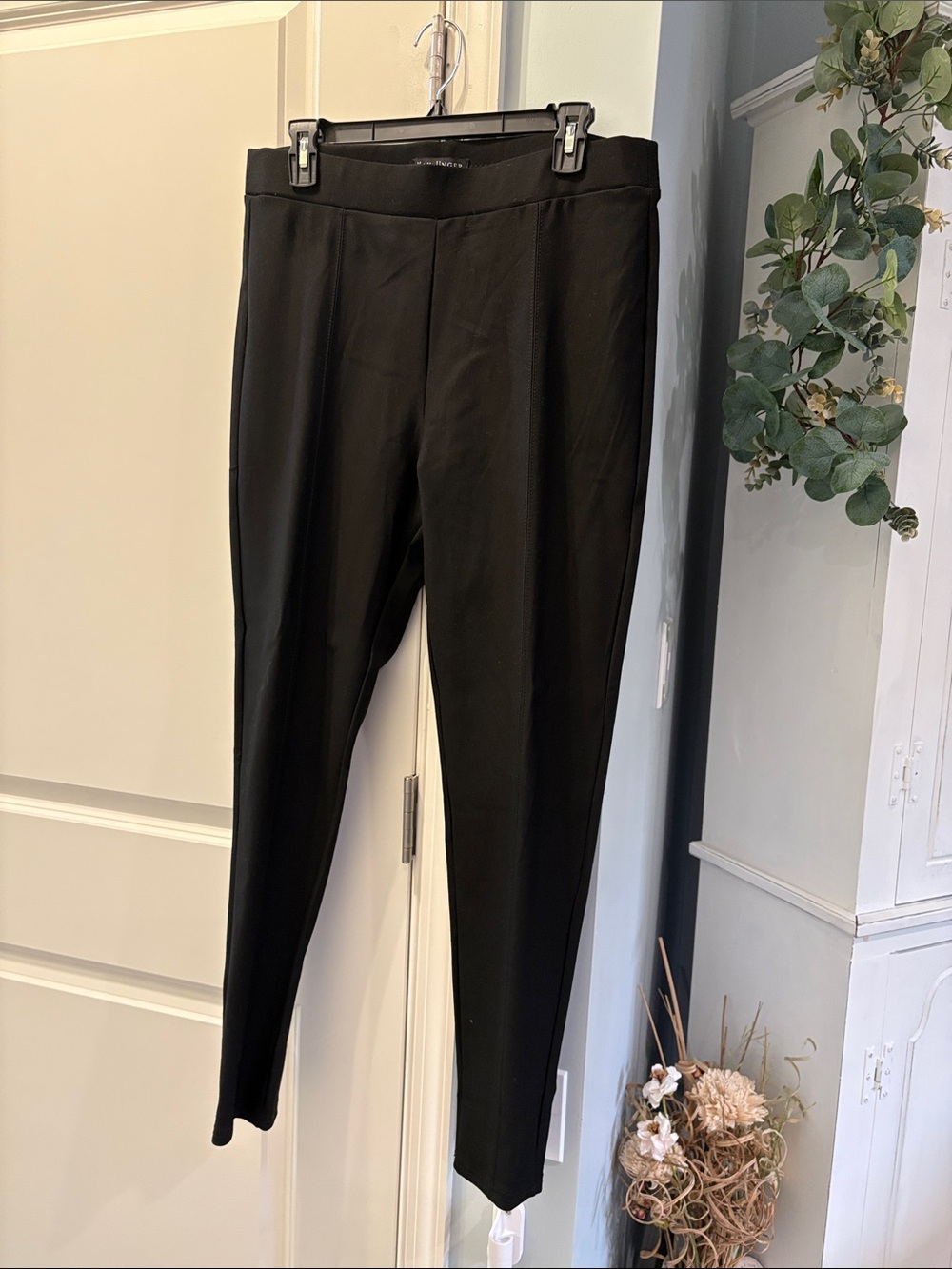 Kay Unger Black Tailored Ponte Leggings